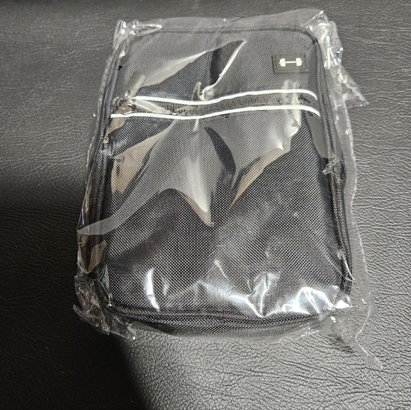 Crossbody Bag - Picture 5 of 8